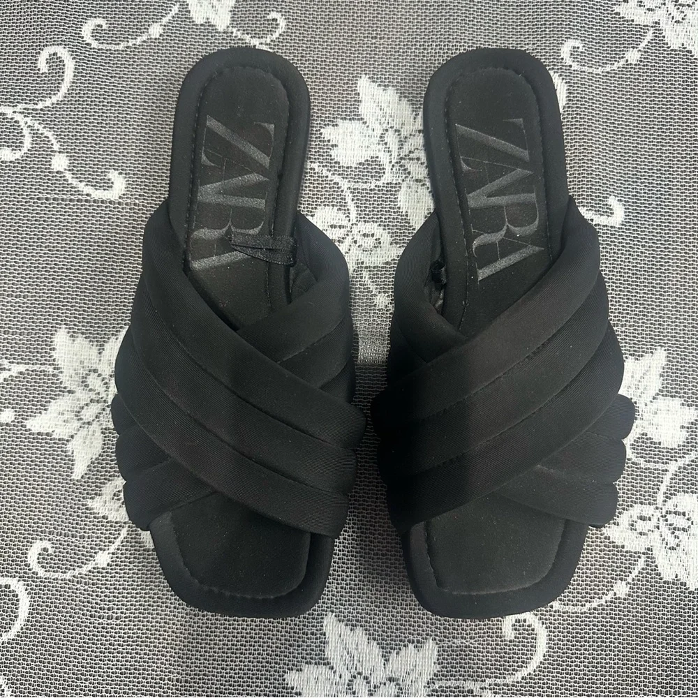 Zara Quilted Black Slides Sz 37 - Picture 3 of 7